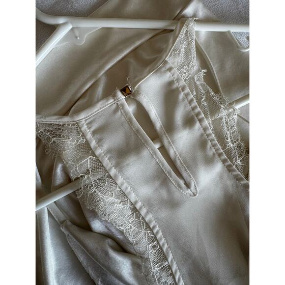 Express Cowl Neck Camisole with lace halter back leg - Picture 3 of 5